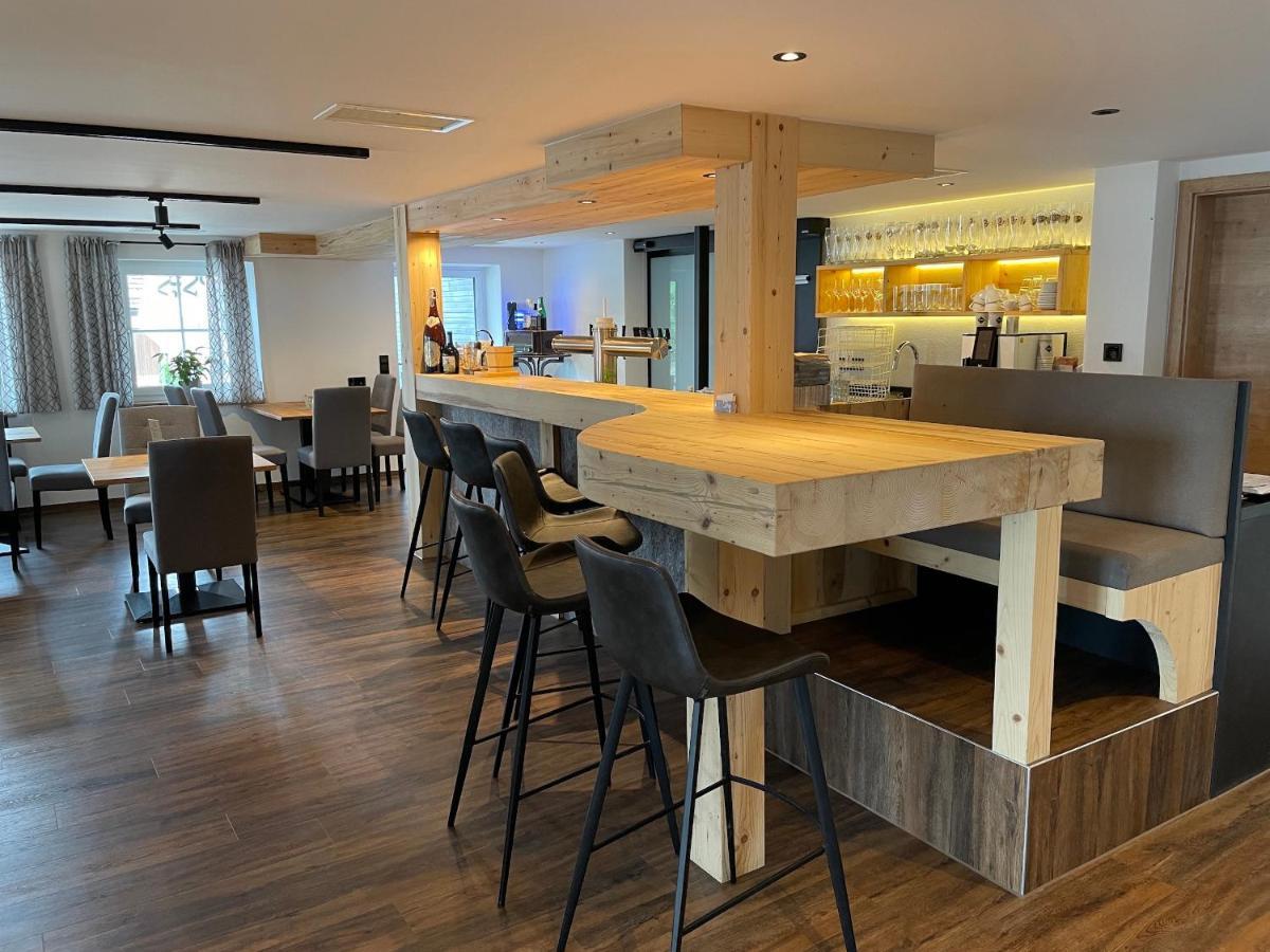 Landgasthaus Zum Kreuz Gbr Isny im Allgäu Екстериор снимка